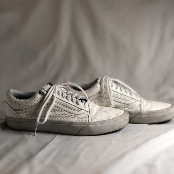 Vans Perforated Old Skool Zip Shoes - Picture 4 of 9